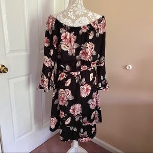 Off the Shoulder Dress • Black/Floral